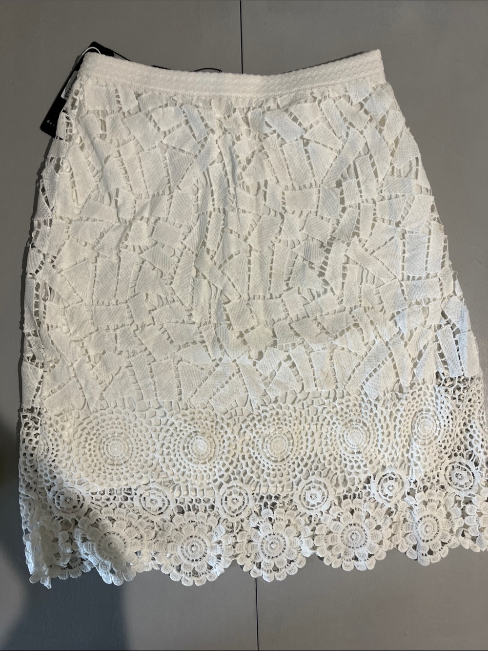 Beulah White Crochet Lace Pencil Skirt with Floral Hem